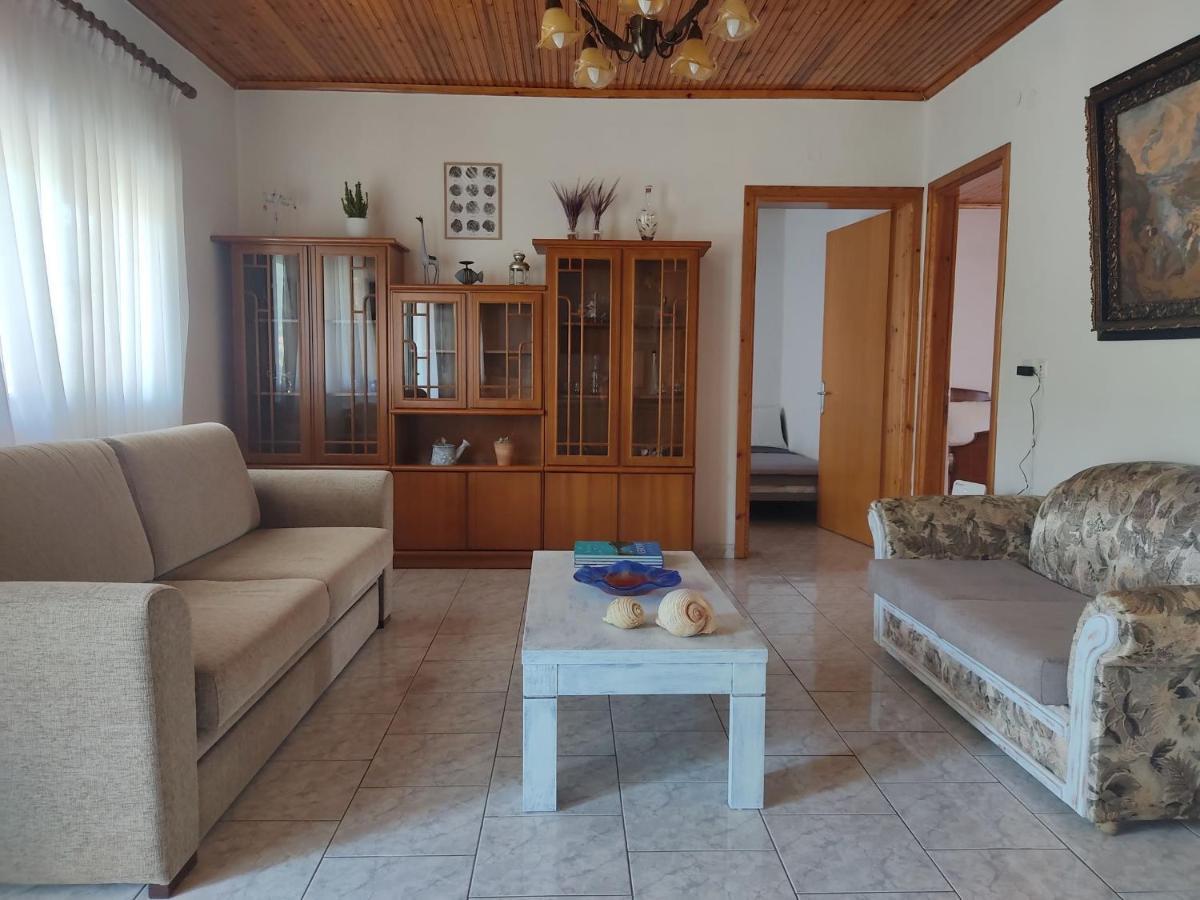 Anasa Apartment สตาวรอส ภายนอก รูปภาพ